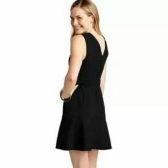 Vineyard Vines Fit and Flare Dress - Picture 3 of 3